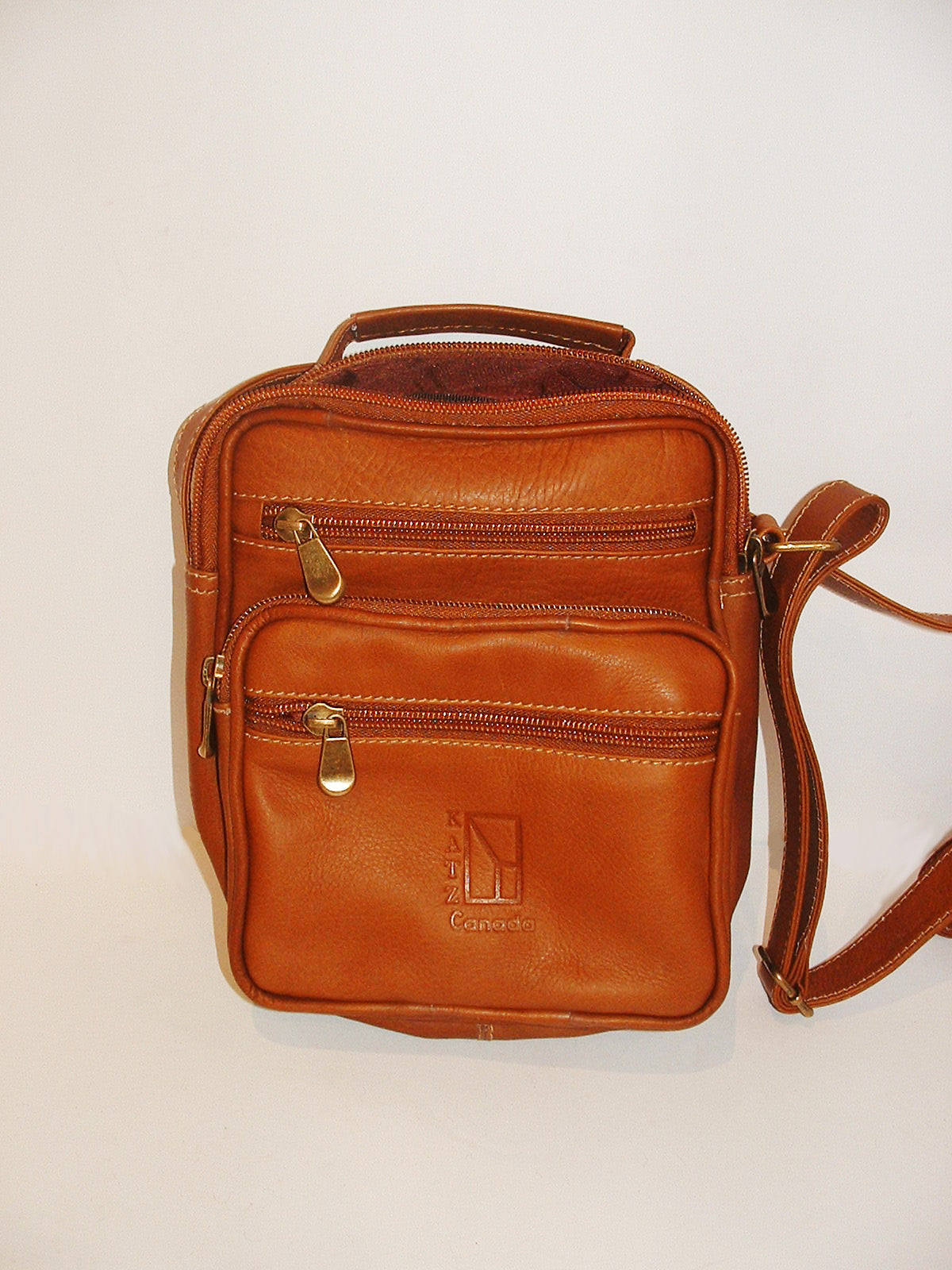 Handmade Leather Messenger Bag Crafted for Distinction – Katz
